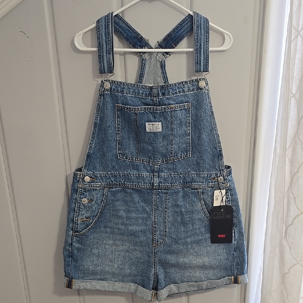 NWT Levi's Denim Shortalls (Size L)